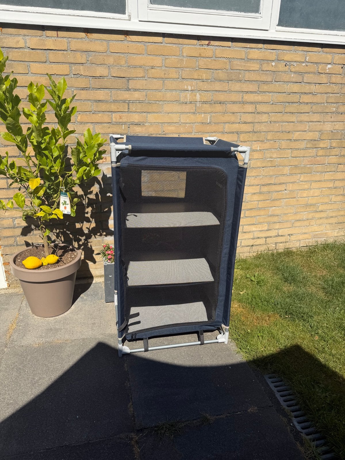 Vrijbuiter campingkast met 3 planken, Ophalen of Verzenden, Gebruikt