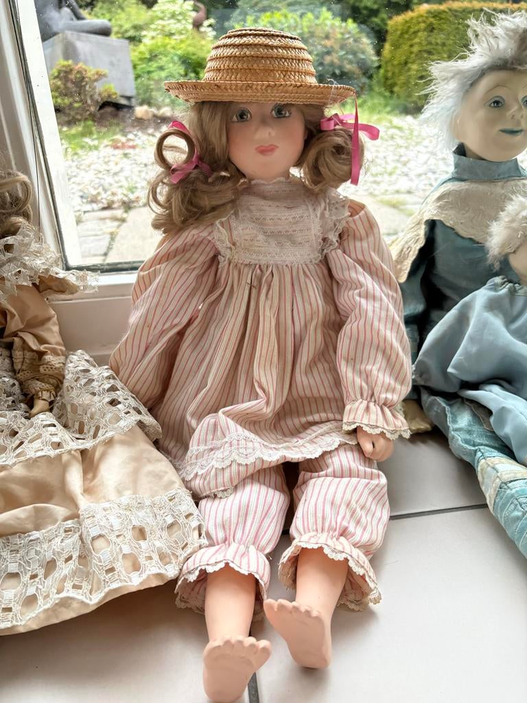 Diverse hangemaakte poppen  - Vintage en uniek, Verzamelen, Poppen, Ophalen of Verzenden, Gebruikt, Pop
