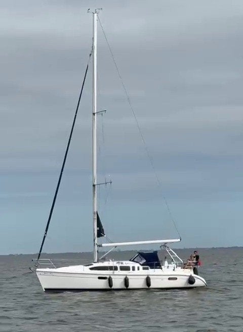 Hunter 340 - kajuit zeilboot - prachtige cruiser, Watersport en Boten, Kajuitzeilboten en Zeiljachten, Gebruikt, 1.95 meter, Tourjacht of cruiser