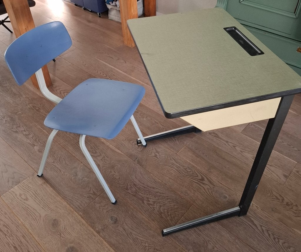 Kinderbureau met stoel vintage, Ophalen, Gebruikt, Stoel(en)