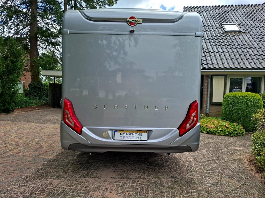 Bürstner Ixeo I 690 G Automaat | HPC Level |, Caravans en Kamperen, Campers, Chemisch toilet, Standaard zit, 6 tot 7 meter, Bedrijf