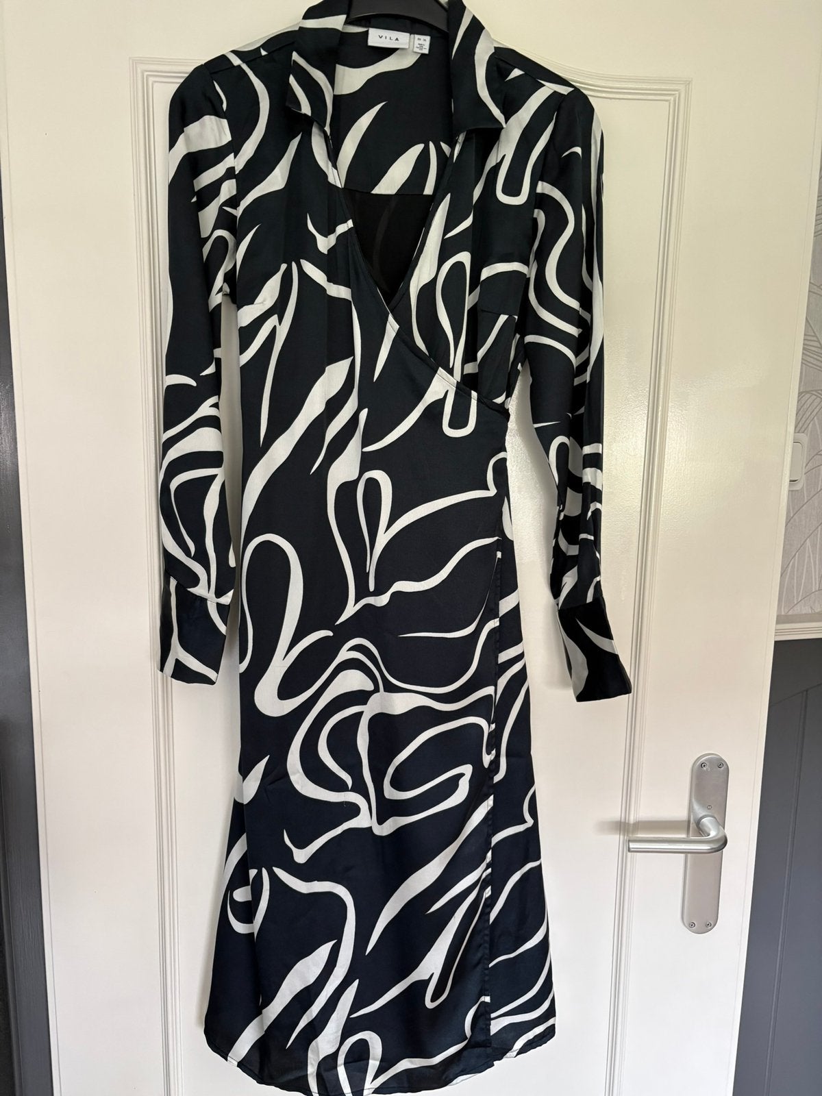 Vila wikkeljurk, Kleding | Dames, Ophalen of Verzenden, Zo goed als nieuw, Maat 36 (S), Onder de knie