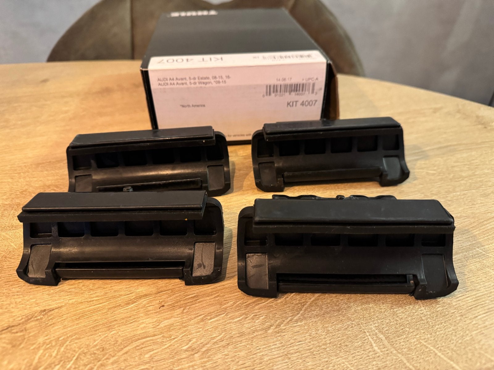 Thule Kit 4007 voetset t.b.v. Thule  Rapid System 743, Ophalen of Verzenden, Zo goed als nieuw