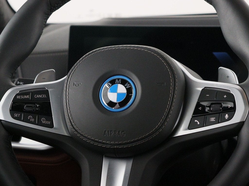 BMW X5 xDrive50e M-Sport Pro (bj 2025, automaat), Auto's, Automaat, Gebruikt, X5, 2395 kg