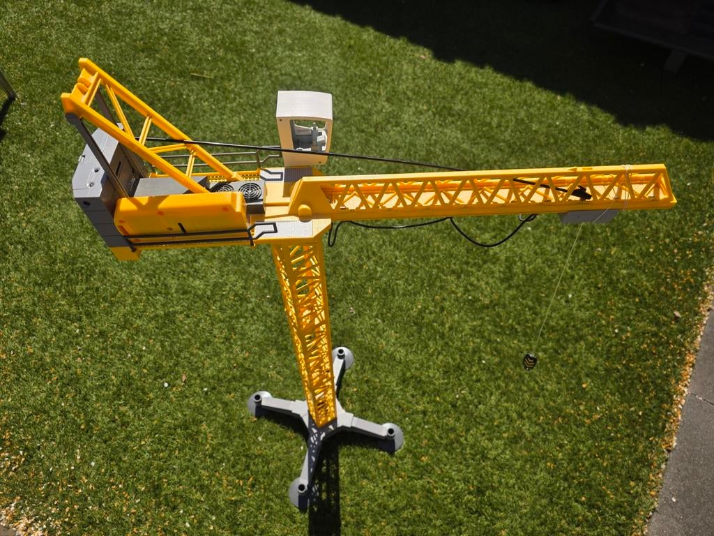 Grote gele speelgoed hijskraan - Koningsdag verkoop, Ophalen, Gebruikt