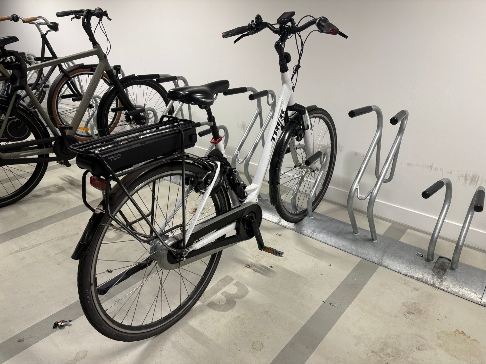Trek LM 500+ Dames E-bike - Shimano Middenmotor, Gebruikt, Versnellingen, 50 tot 53 cm, Ophalen
