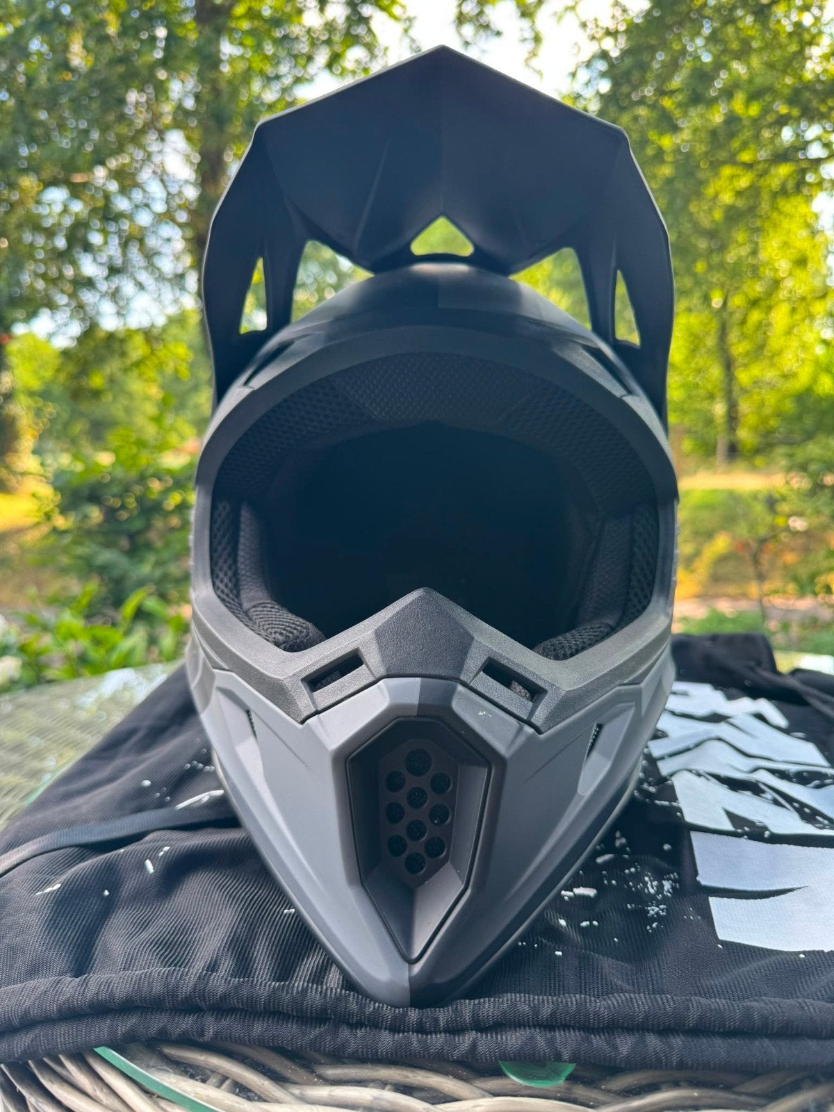 Brommerhelm Raven maat xl, Fietsen en Brommers, Brommerhelmen, Ophalen