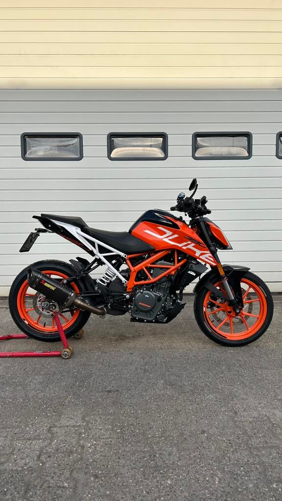 KTM Duke 390 (2018) – A2 – Zeer netjes onderhouden, Motoren, Motoren | KTM, Particulier, 373 cc, Minimaal motorrijbewijs A2, ABS