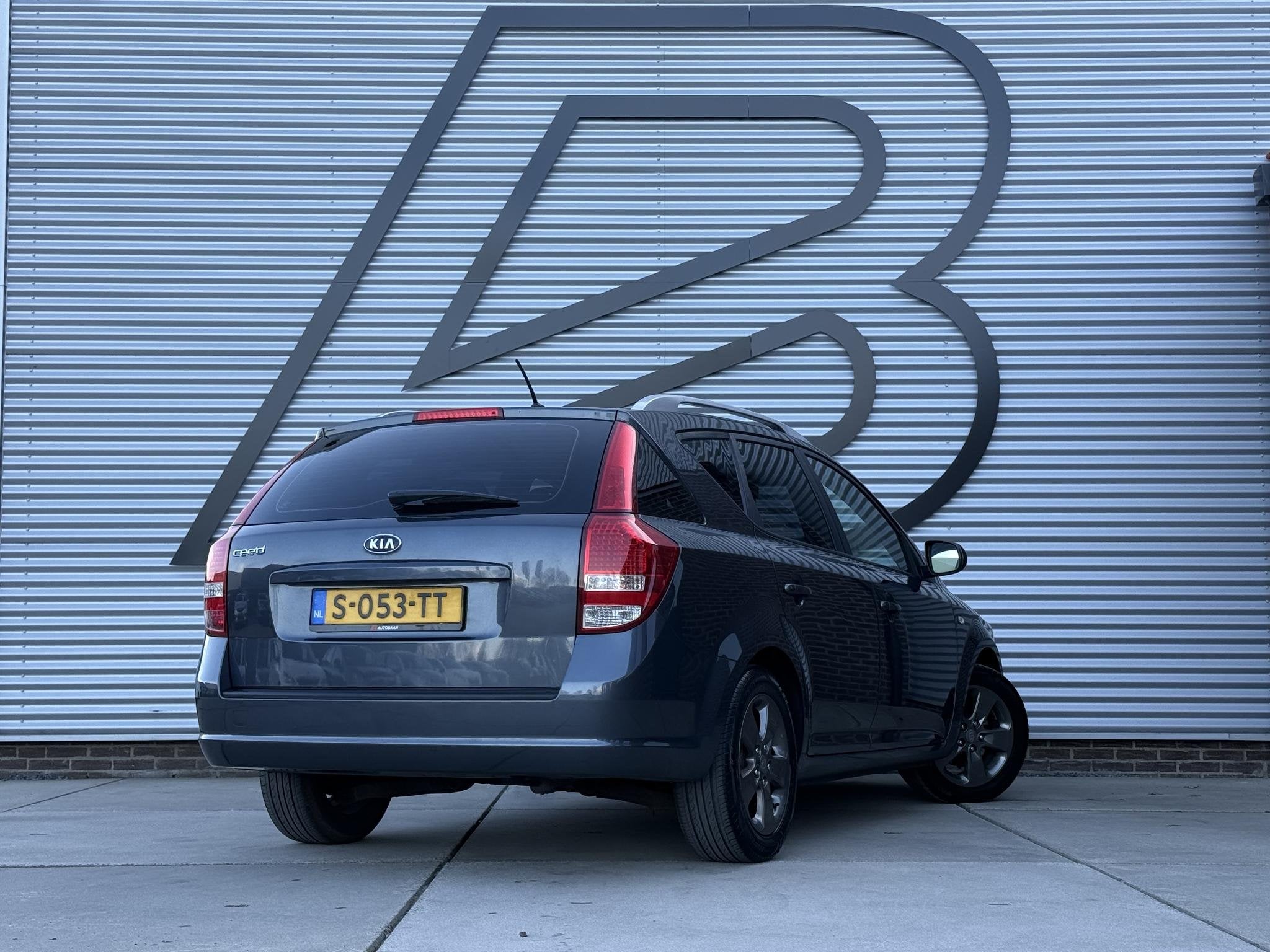 Kia cee'd 1.4 CVVT Seven 2e Eigenaar|Navi|Airco|LM Velgen|Bl, Auto's, Voorwielaandrijving, Euro 5, Stof, Gebruikt