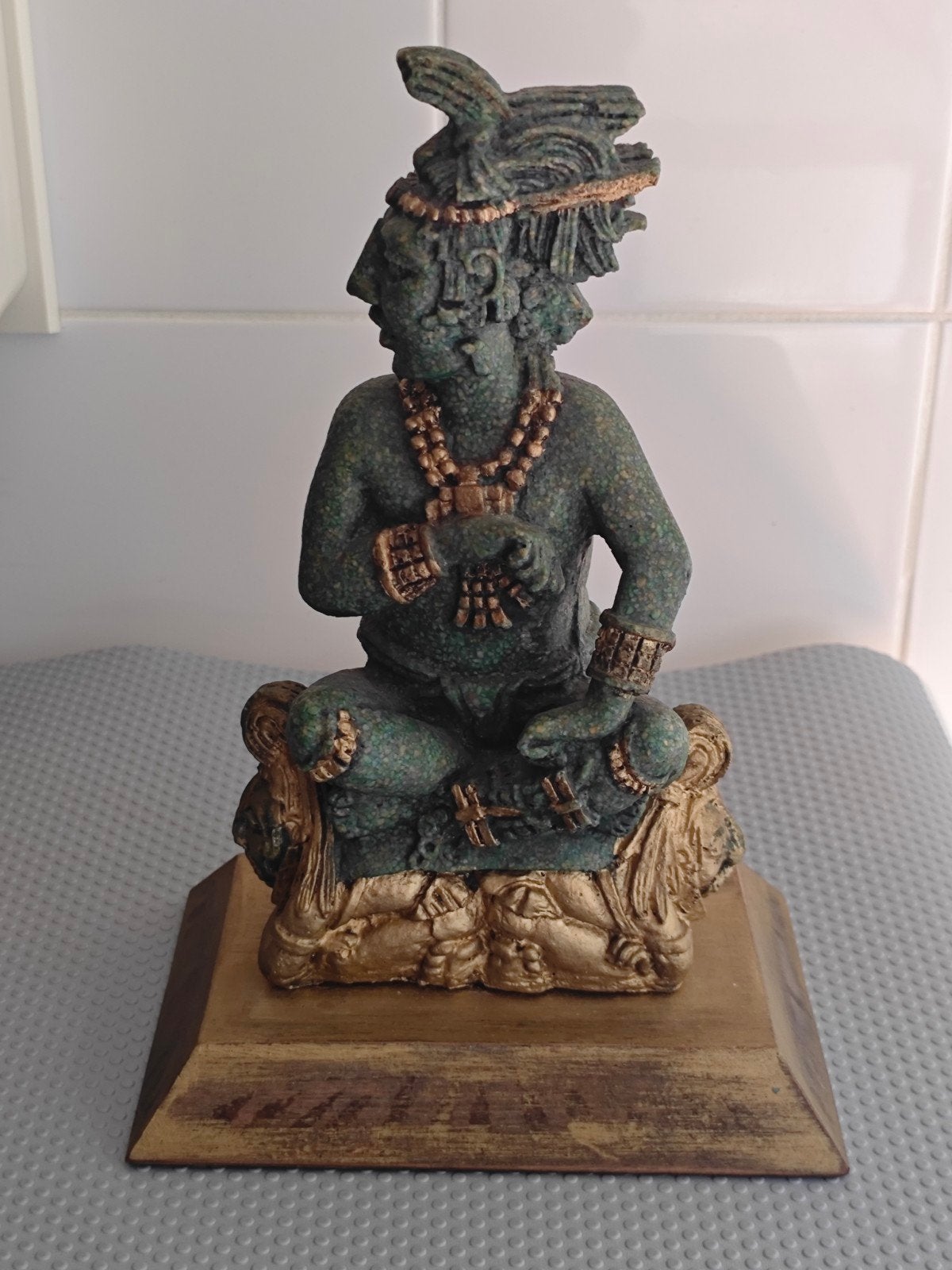Mexicaans beeld Maya keizer van crushed stone resin, Ophalen of Verzenden, Handgemaakt, 20 - 50 cm, Beeld