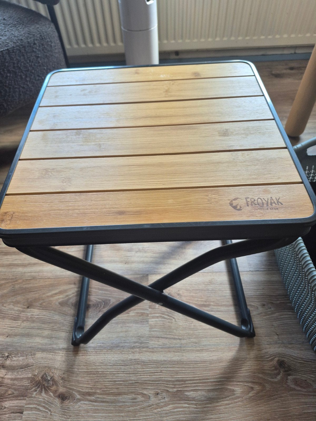 Froyak Campingtafel - Compact en Draagbaar, Ophalen, Zo goed als nieuw, Campingtafel