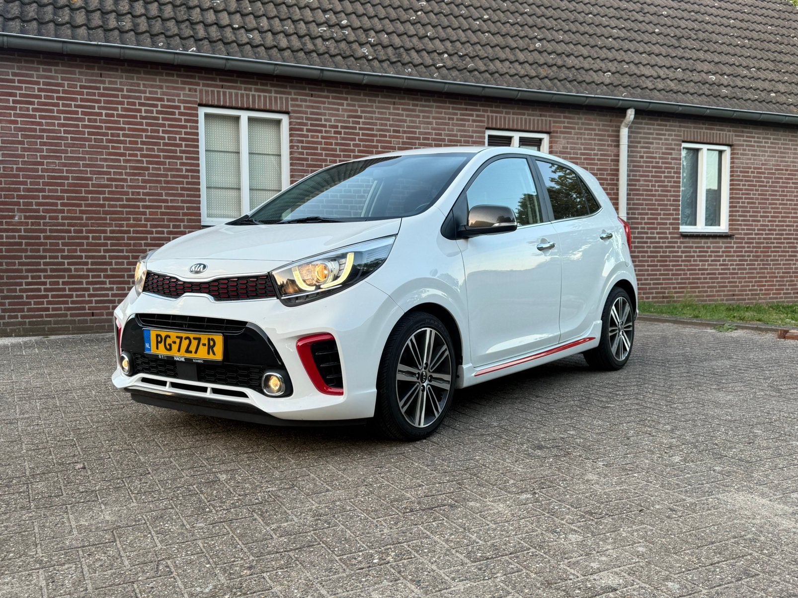 Kia Picanto gt line 1.2 Cvvt 84pk 5-zits 2017 Wit