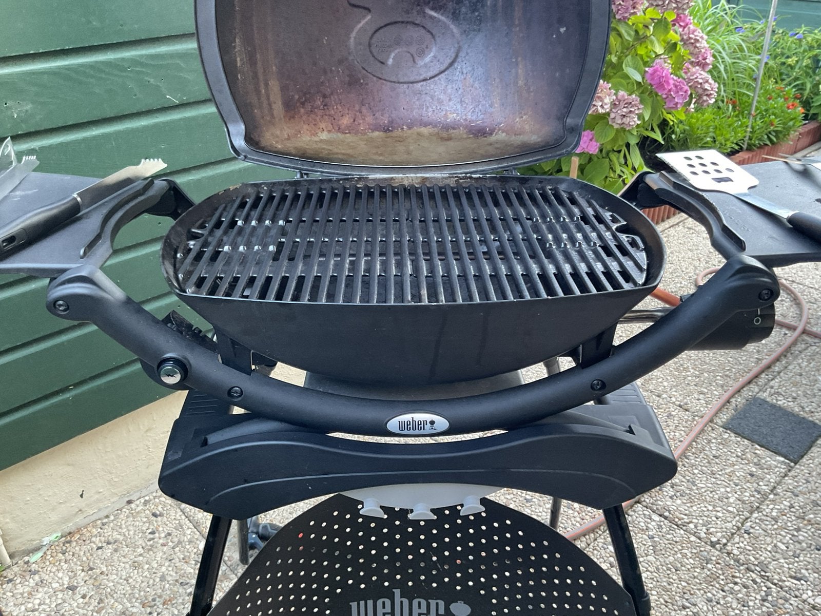 Mooie en goede barbecue weber, Ophalen, Zo goed als nieuw