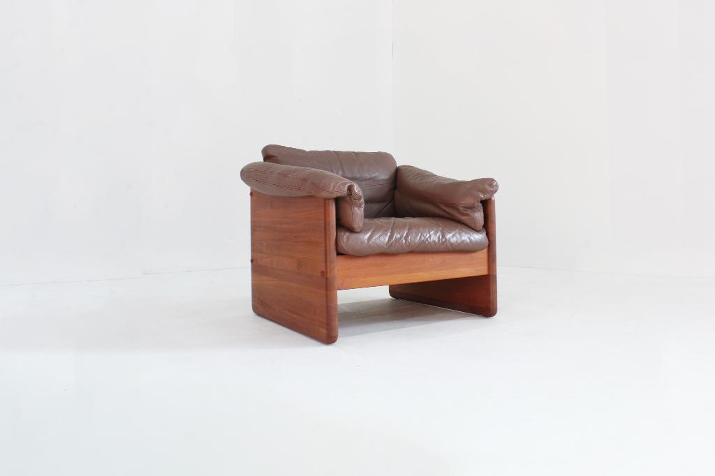 Vintage Mid Century fauteuil teak Mikael Laursen jaren 60, Gebruikt, Vintage, 75 tot 100 cm, Ophalen of Verzenden