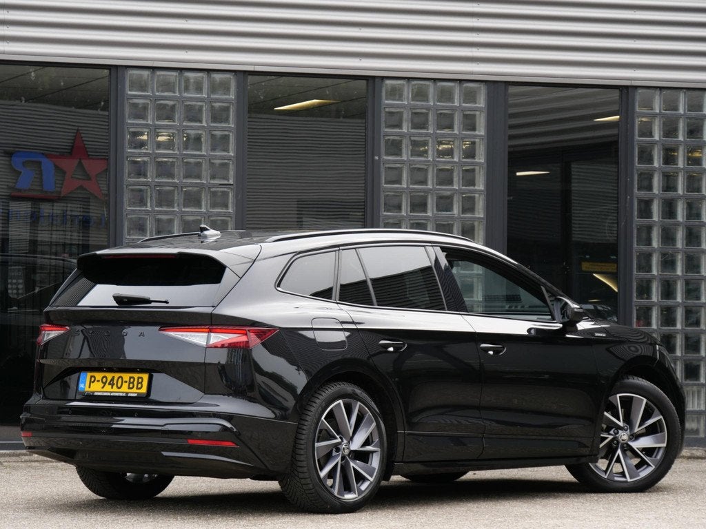 Skoda Enyaq iV 80 SPORTLINE/ MATRIX LED/ CAMERA/ KEYLESS/ SO, Achterwielaandrijving, Gebruikt, 80 kWh, Zwart