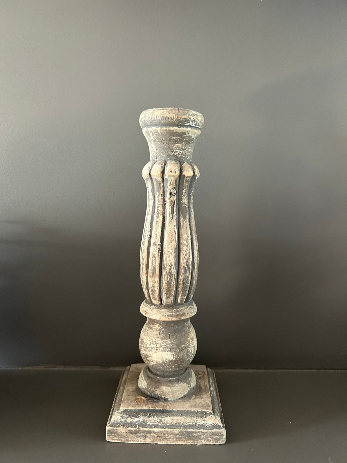 Sobere kandelaar Aura Peeperkorn stijl, Ophalen of Verzenden, Hout, Kandelaar, 29 cm