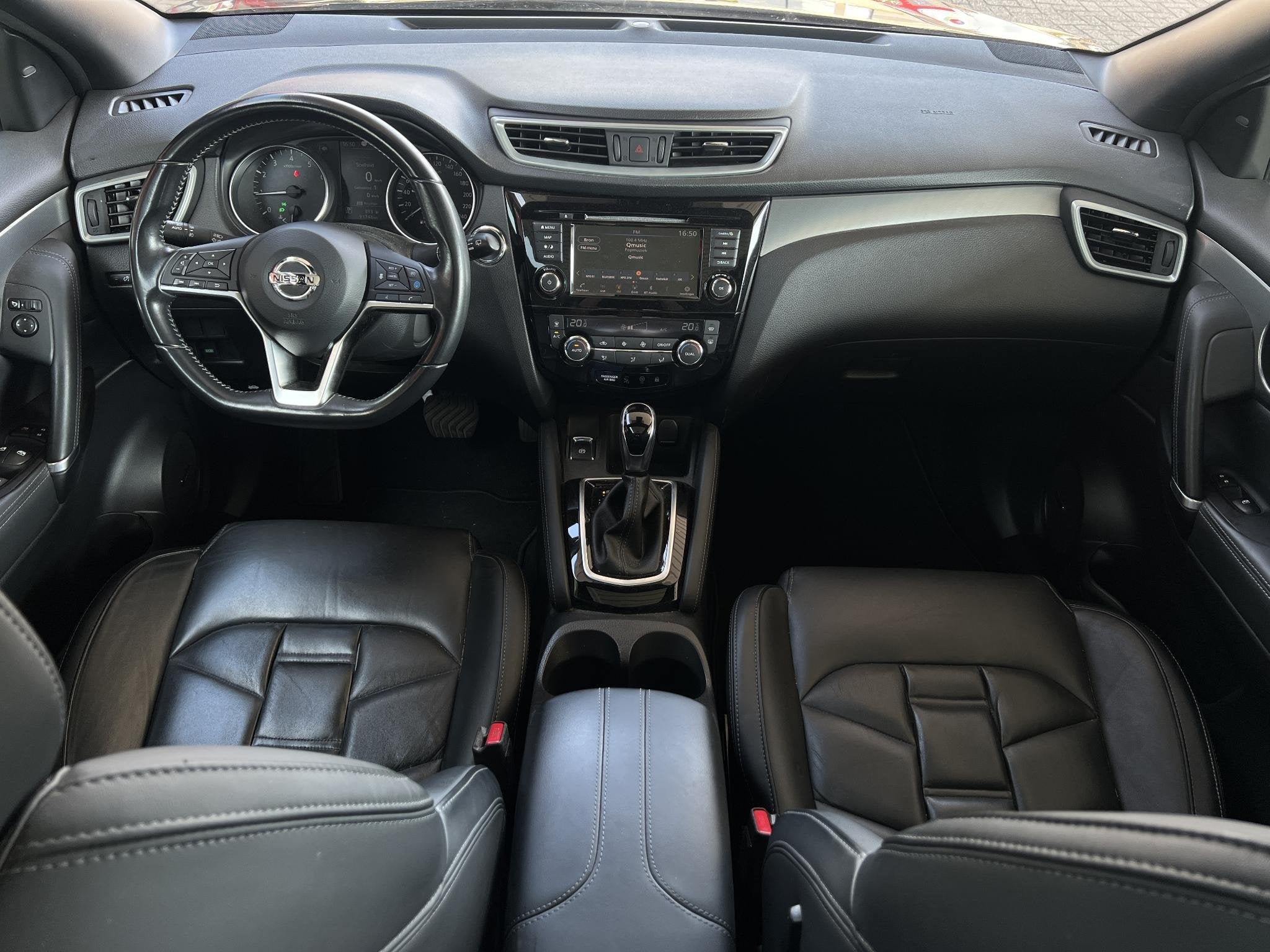 Nissan Qashqai 1.3 DIG-T Tekna + 160pk | Trekhaak | Leder |, Auto's, Nissan, Gebruikt, Euro 6, 1290 kg, 160 pk