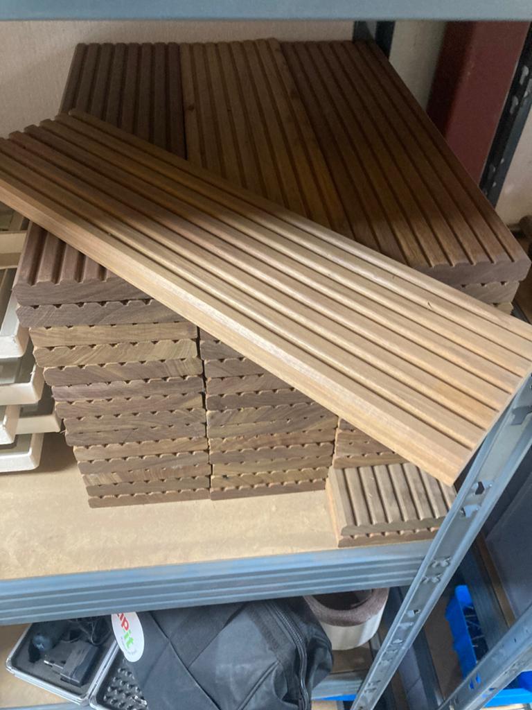 Hard houten planked nieuw, Ophalen of Verzenden, Nieuw, Hout, 20 tot 50 mm