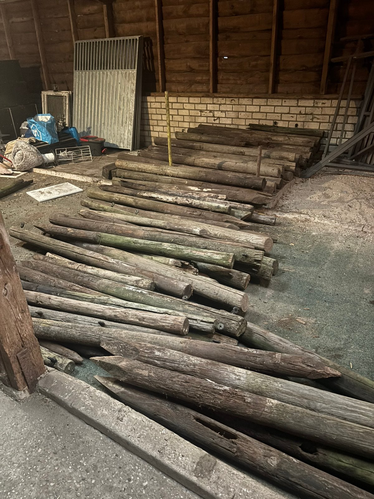 Weidepalen, Tuin en Terras, Palen, Balken en Planken, Ophalen, Gebruikt, Palen, Hardhout