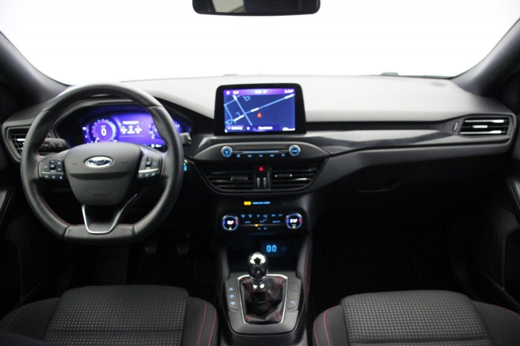 Ford FOCUS 1.0 EcoBoost Hybrid ST Line X Business - Digitaal, Auto's, 125 pk, Gebruikt, Met garantie (alle), Zwart
