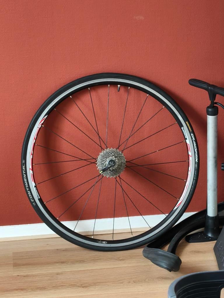 Achterwiel Shimano wh-r500 11speed 622x15c, Ophalen of Verzenden, Gebruikt, Wiel