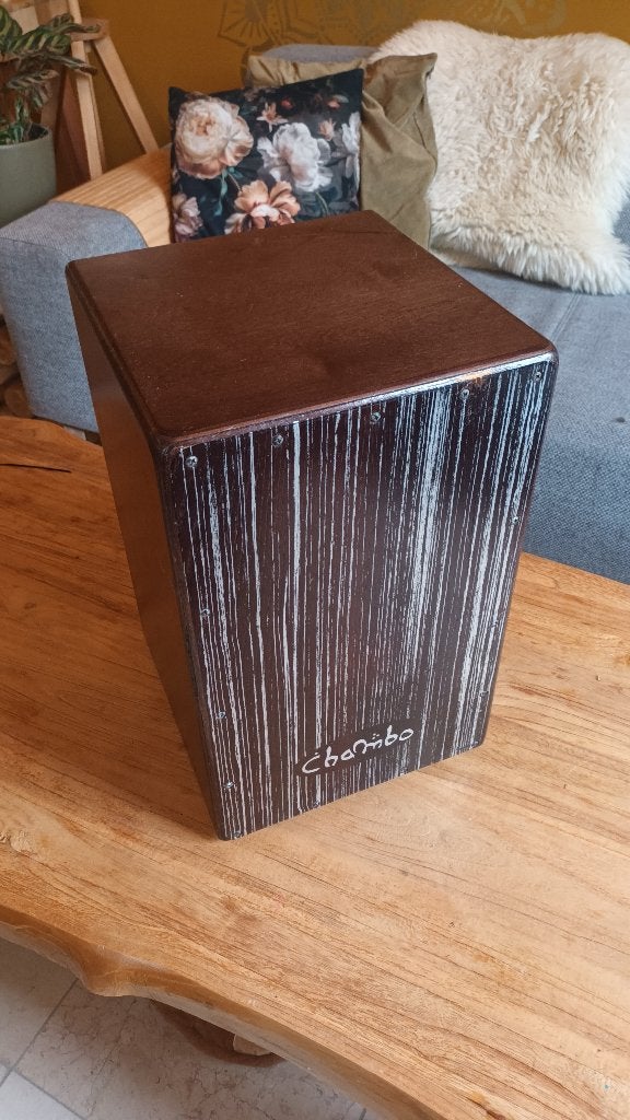 Chambo cajon, Ophalen, Gebruikt, Trommel