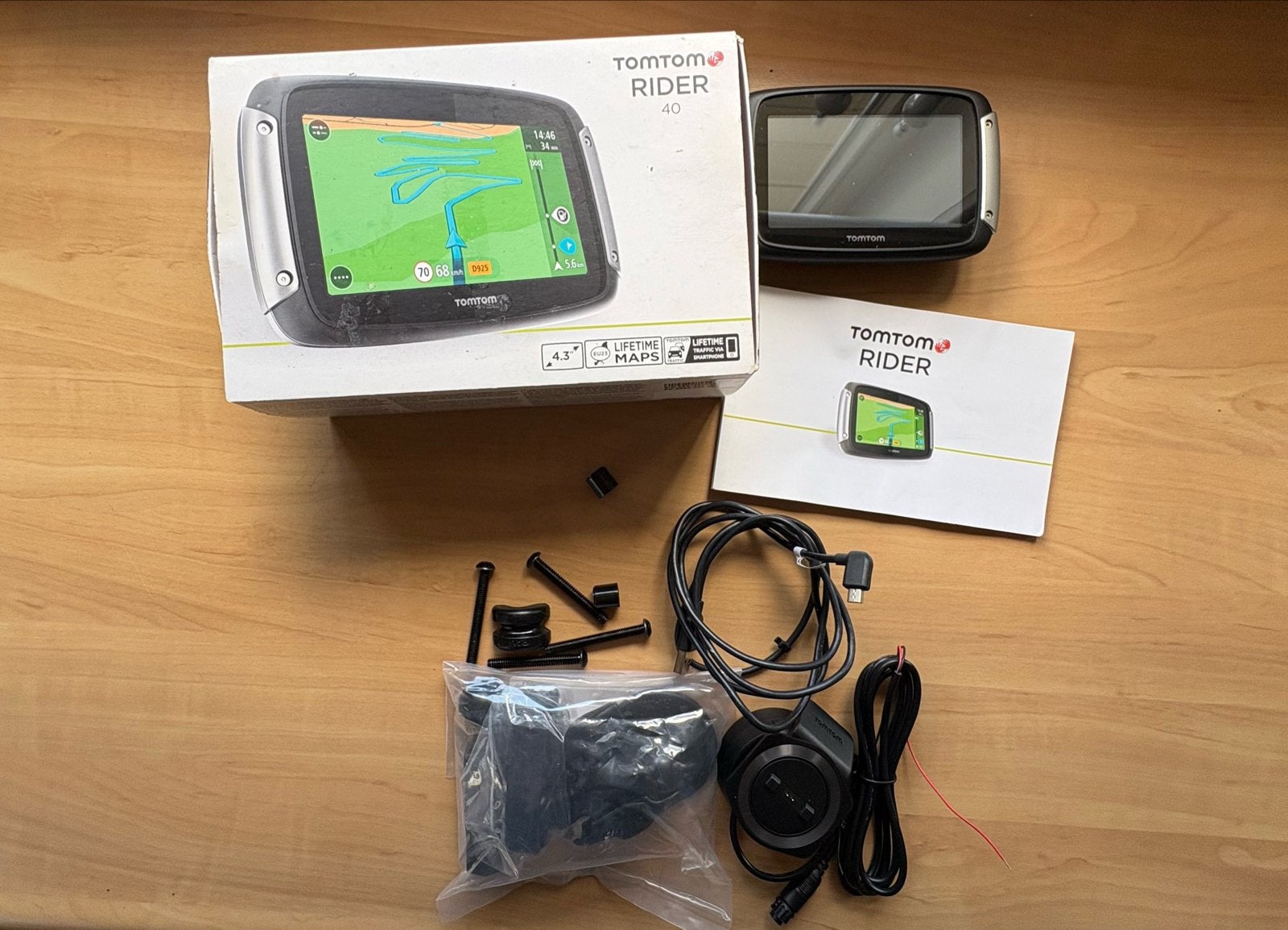 TomTom Rider 40  navigatiesysteem, Ophalen of Verzenden, Gebruikt