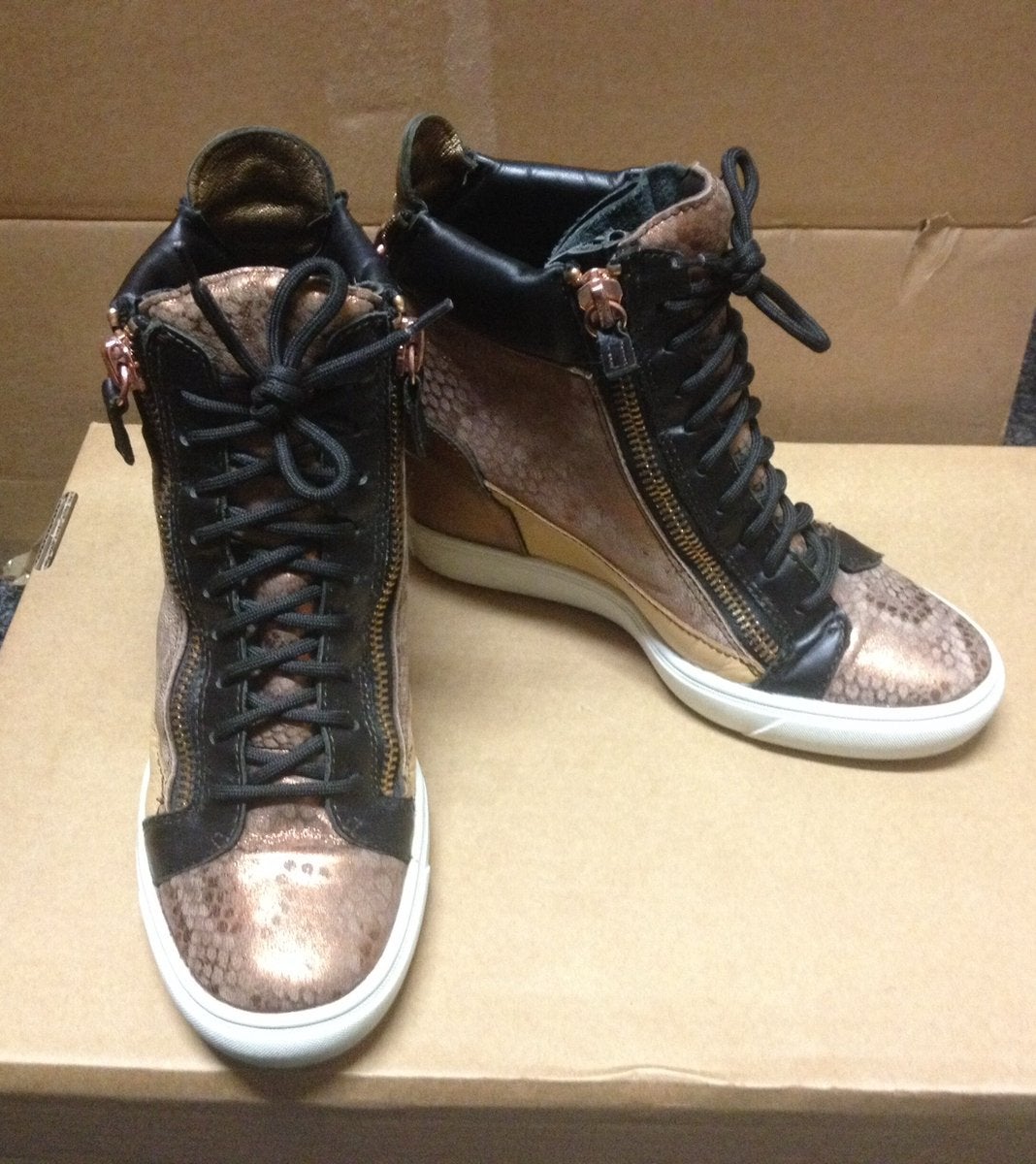 Glamorous sneakers met sleehak / wedge maat 41, Ophalen of Verzenden, Zo goed als nieuw, Sneakers of Gympen