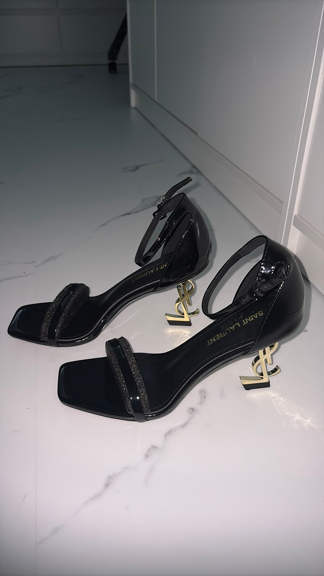 Saint Laurent, Kleding | Dames, Schoenen, Ophalen, Zo goed als nieuw, Zwart, Sneakers of Gympen