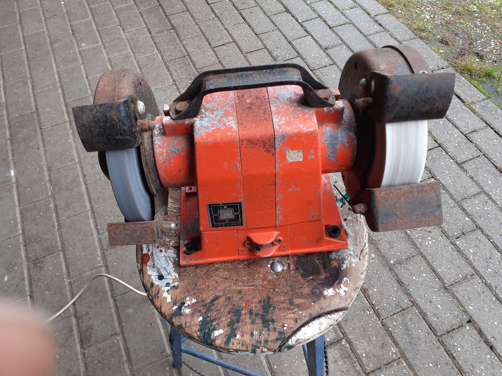 slijpmachine, Doe-het-zelf en Verbouw, Ophalen, Gebruikt, Minder dan 700 watt, Werkbankslijpmachine