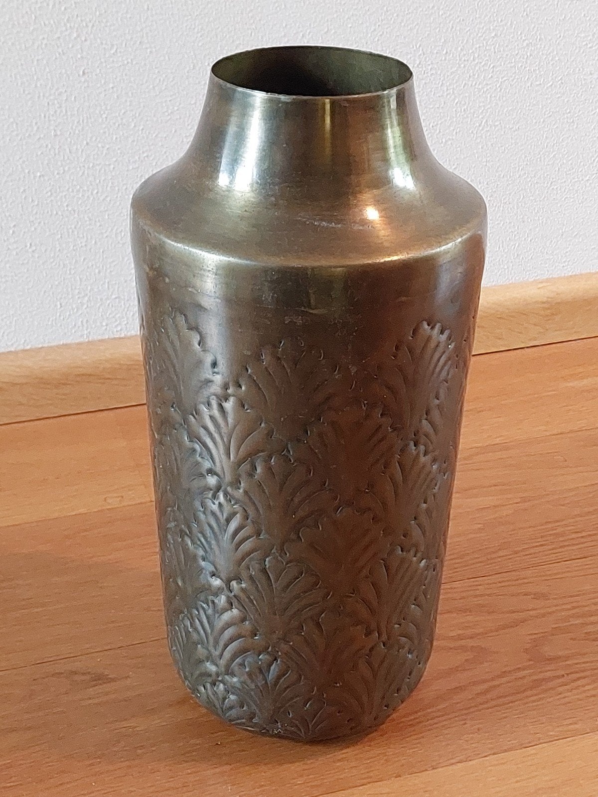 Bronzen vaas met schelpenpatroon - 37 cm hoog, Ophalen of Verzenden