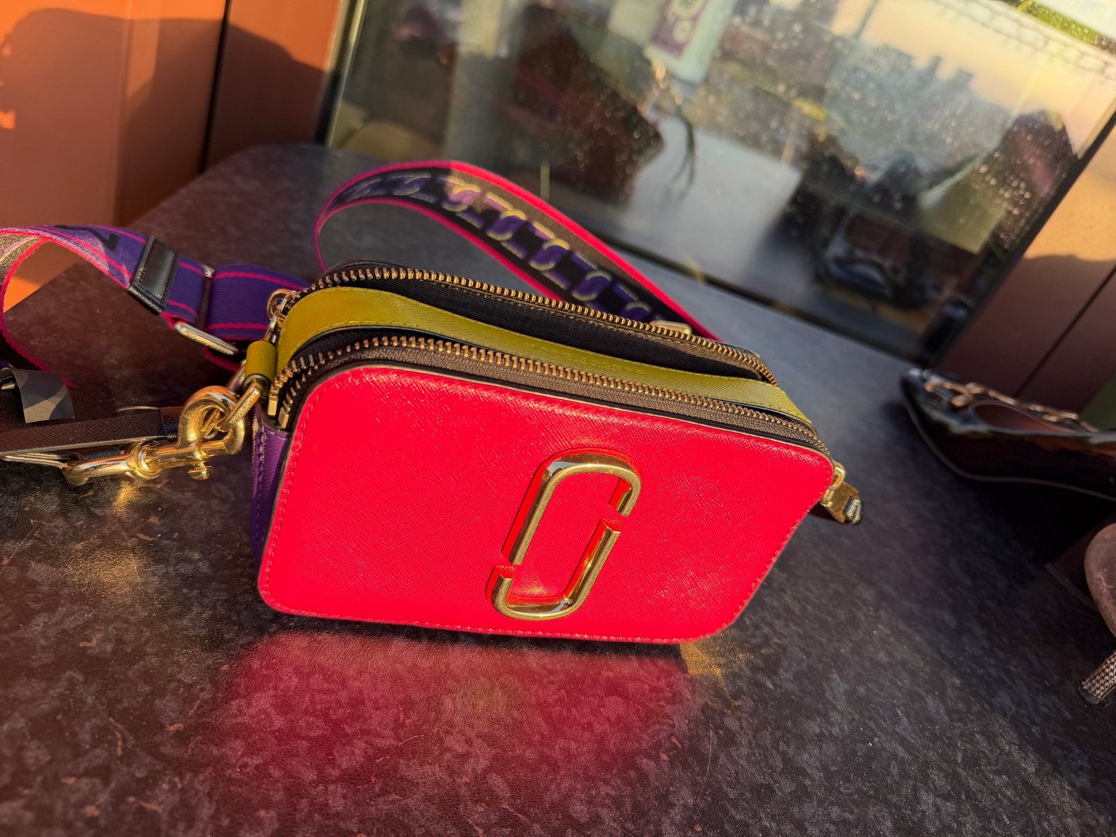 Marc Jacobs Snapshot Schoudertas – Roze / Geel / Paars, Gebruikt, Roze, Leer, Ophalen