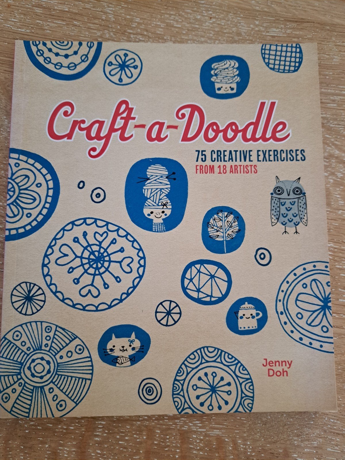 Craft-a-Doodle: 75 creatieve oefeningen, Ophalen of Verzenden, Zo goed als nieuw, Tekenen en Schilderen, Jenny Doh