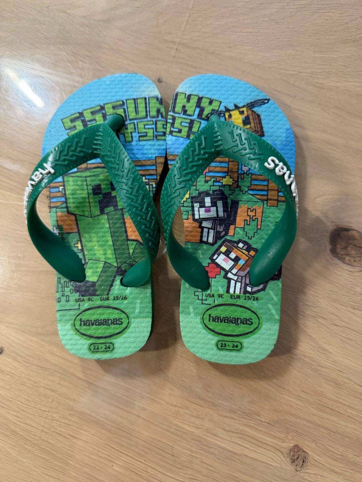 Nieuwe Havaianas Minecraft slippers maat 23/24, Ophalen of Verzenden, Nieuw, Jongen of Meisje, Overige typen