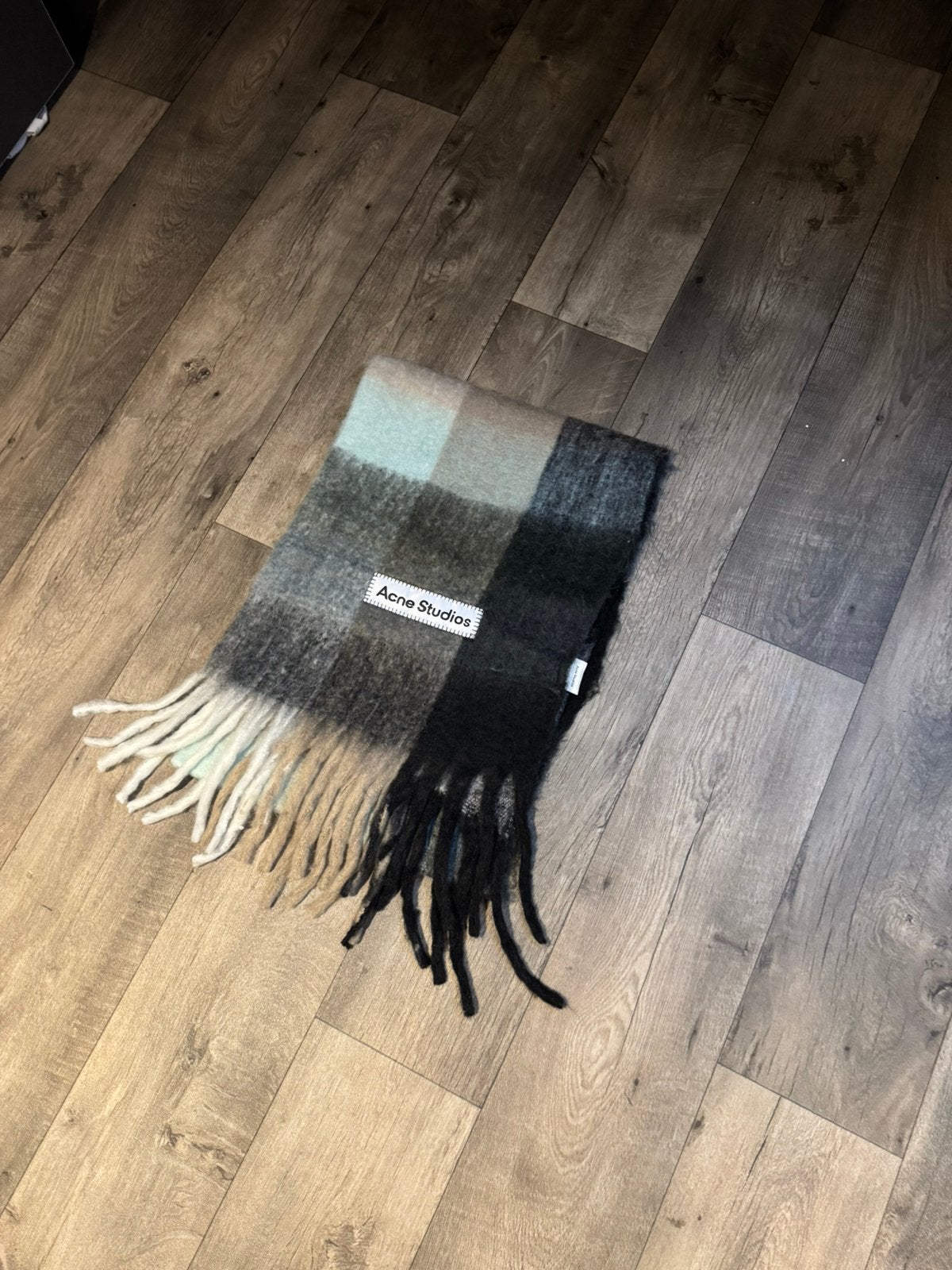 Acne studios sjaal, Ophalen of Verzenden, Zo goed als nieuw, Overige maten, Sjaal