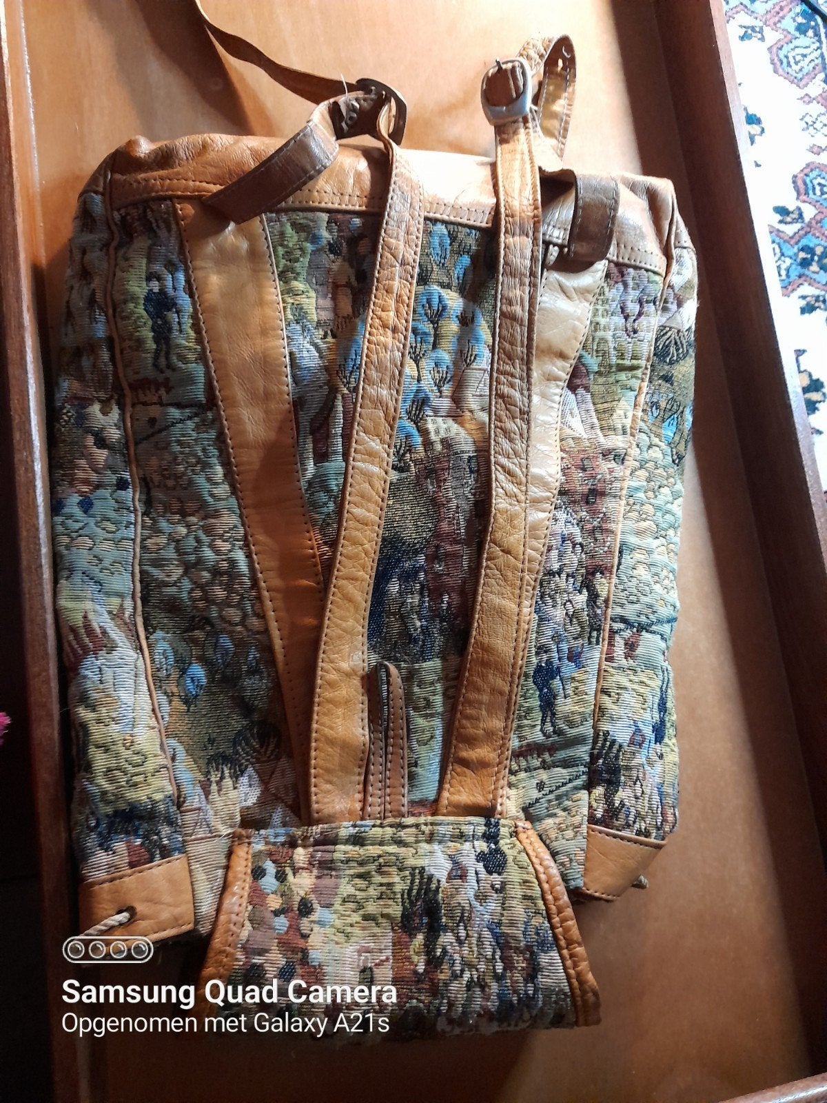 Vintage gobelin rugtas met Leren Details, Gebruikt, 25 tot 40 cm, Ophalen of Verzenden, Overige merken