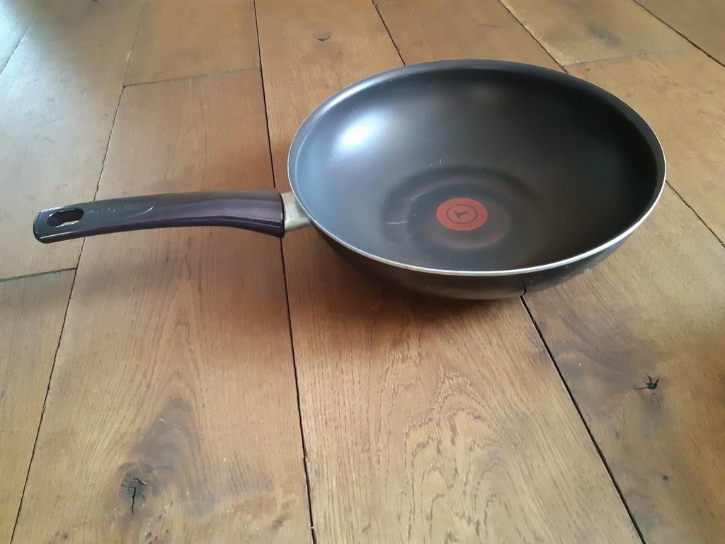 Tefal wokpan 28 cm, geschikt voor gasfornuis, Ophalen of Verzenden, Gebruikt, Overige materialen, Wok