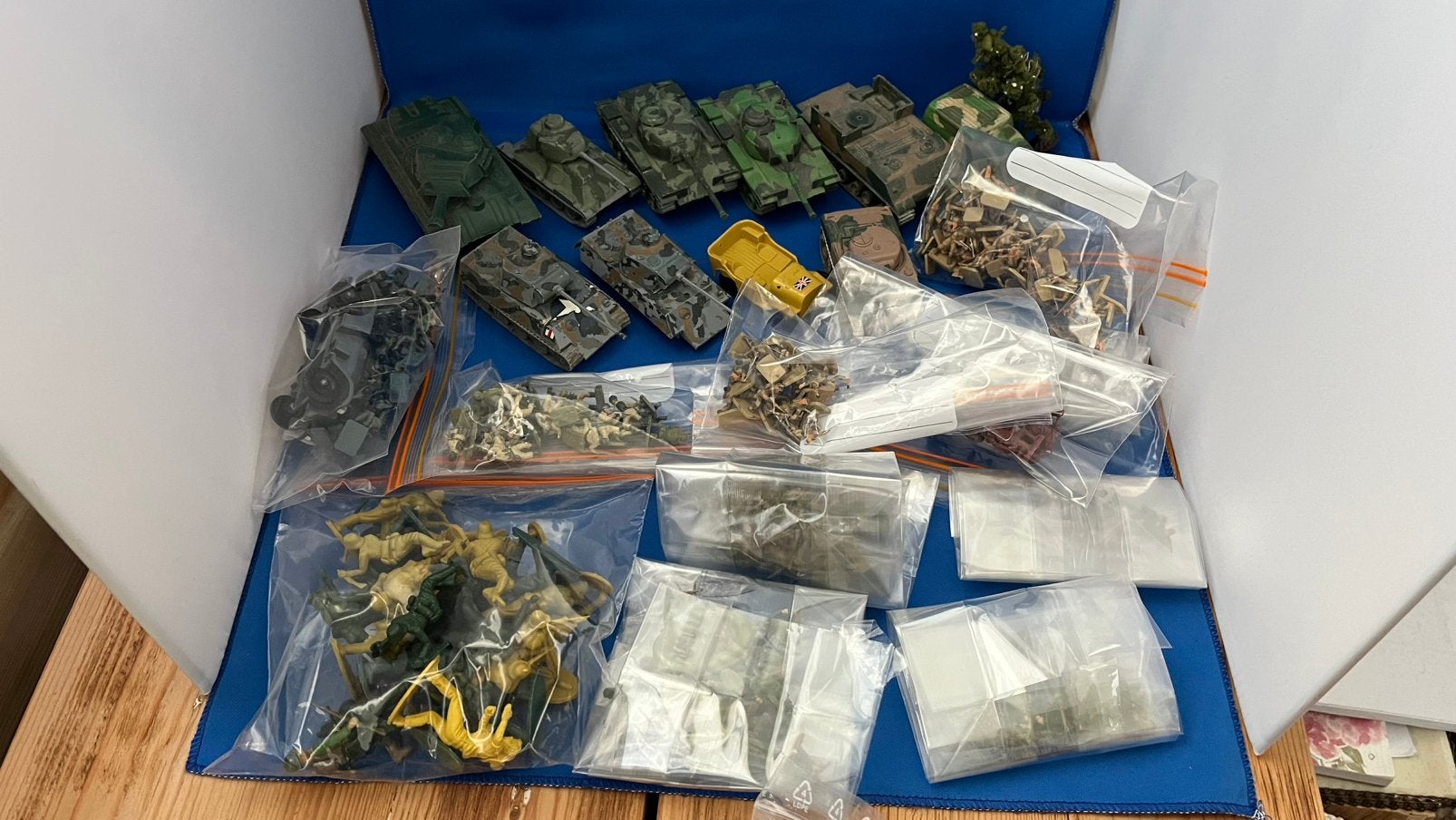 Grote set Airfix soldaatjes en tanks 1:76 HO, OO, Ophalen of Verzenden, Gebruikt, 1:50 of kleiner