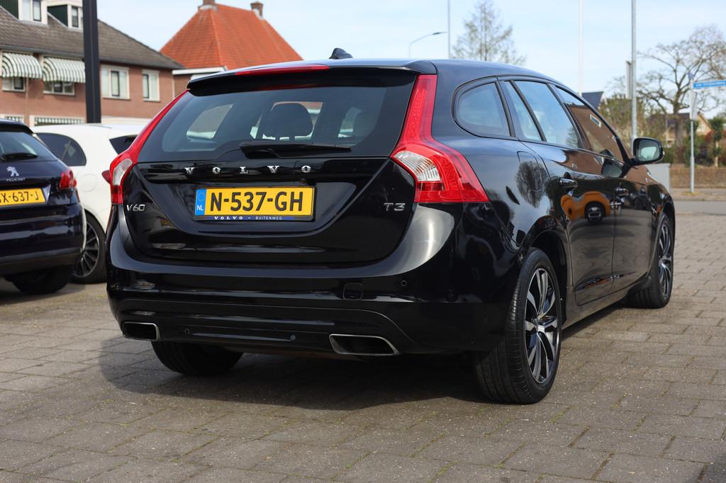 Volvo V60 1.5 T3 POLAR+ | AUT | LEDER | NAVI | CAMERA, Euro 6, 4 cilinders, Zwart, Leder