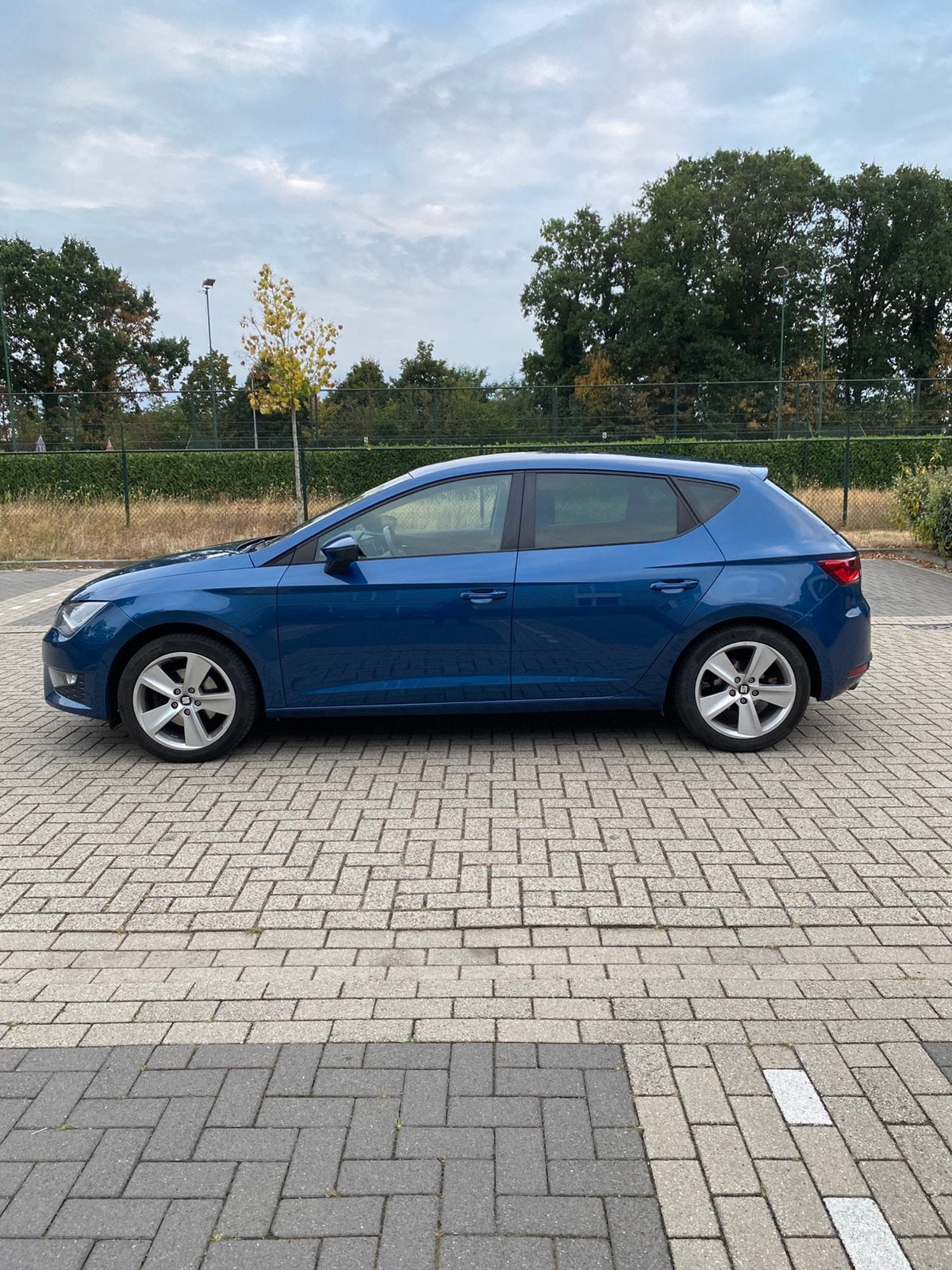 Seat Leon FR 1.4 TSI 103KW 2014 Blauw, Voorwielaandrijving, 1131 kg, Stof, Zwart