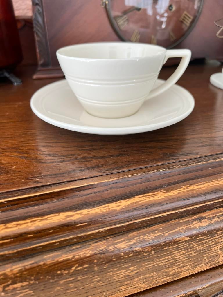 Jasper Conran at Wedgwood kop en schotel, Huis en Inrichting, Keuken | Servies, Ophalen of Verzenden, Zo goed als nieuw, Porselein