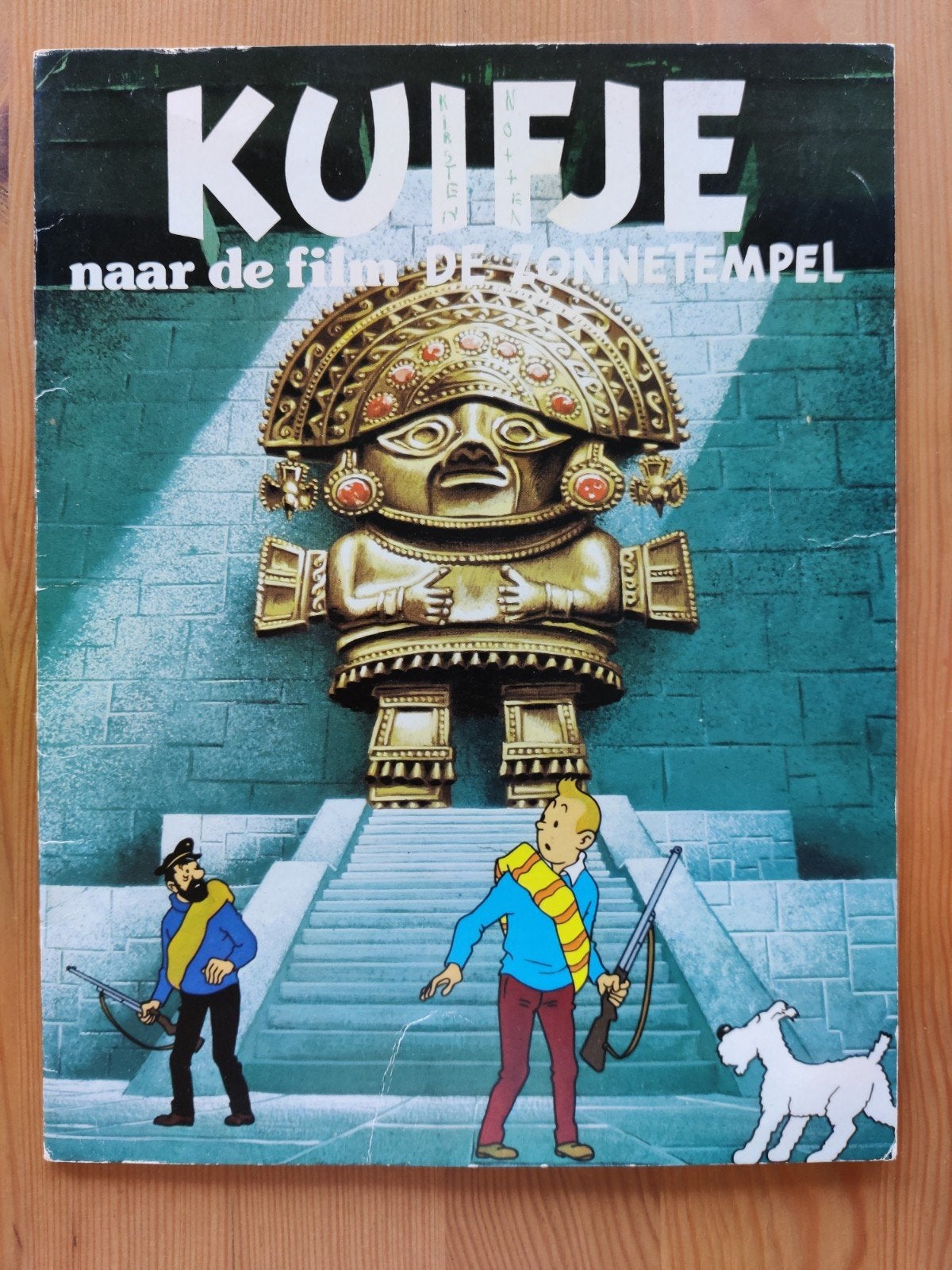 Kuifje naar de film De Zonnetempel (1976), Eén stripboek, Ophalen of Verzenden, Gelezen