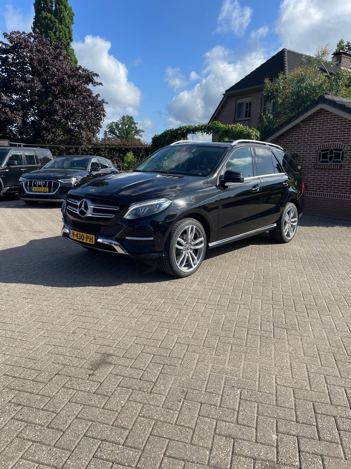 Mercedes-Benz GLE-klasse 350 d 4MATIC AMG grijs kenteken, Auto's, Mercedes-Benz, Automaat, Stof, Gebruikt, GLE