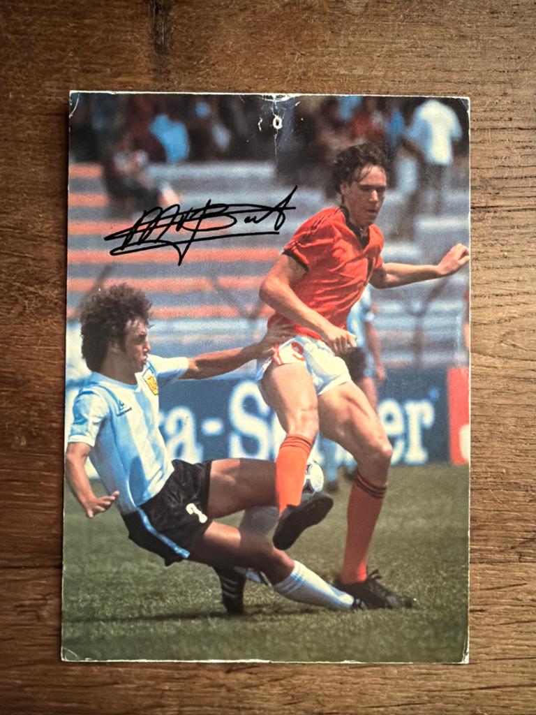 Gesigneerde Marco van Basten ansichtkaart, Ophalen of Verzenden, 1980 tot heden, Gelopen