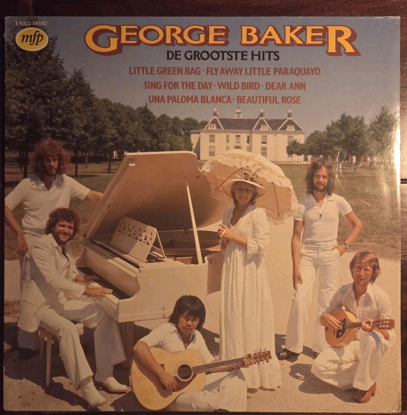 George Baker de grootste hits LP

Zie ook mijn andere advert, Cd's en Dvd's, Vinyl | Pop, Ophalen of Verzenden, LP