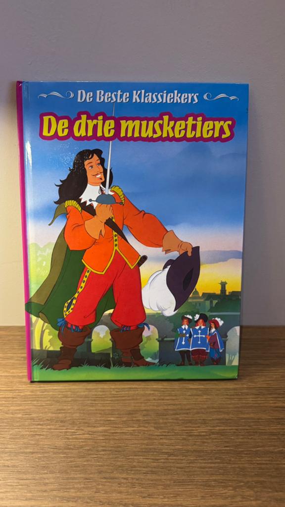 De drie musketiers de beste klassiekers, Ophalen of Verzenden, Zo goed als nieuw, Fictie algemeen