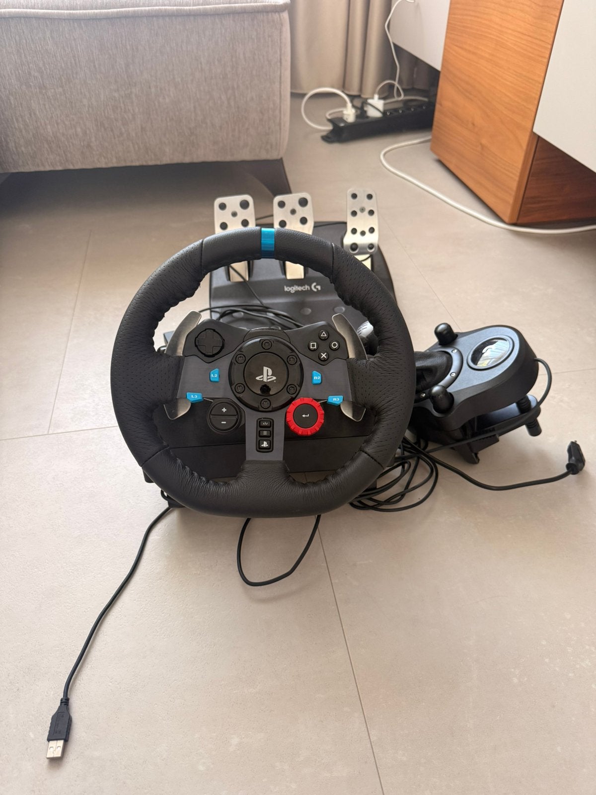 Logitech Race stuur, pedalen en schakelpoke, Ophalen, Zo goed als nieuw