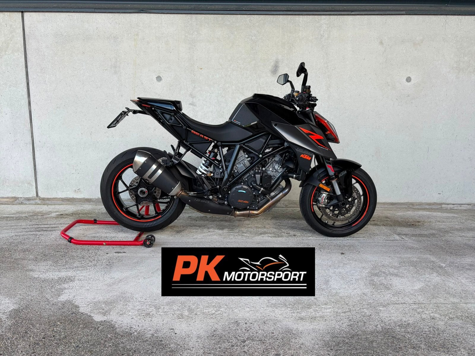 KTM 1290 Super Duke R, Motoren, 2 cilinders, KTM, Motorrijbewijs A, Bedrijf