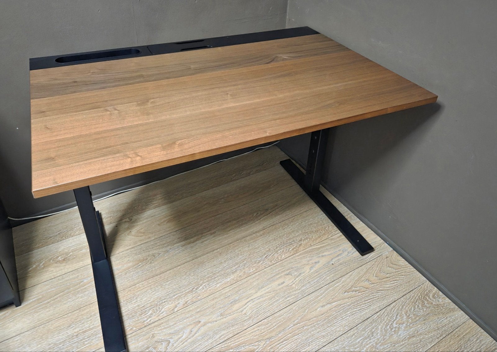 MITTZONBureau, walnootfineer/zwart, 120x80 cm, Huis en Inrichting, Bureaus, Ophalen, Zwart, Gebruikt, Hout