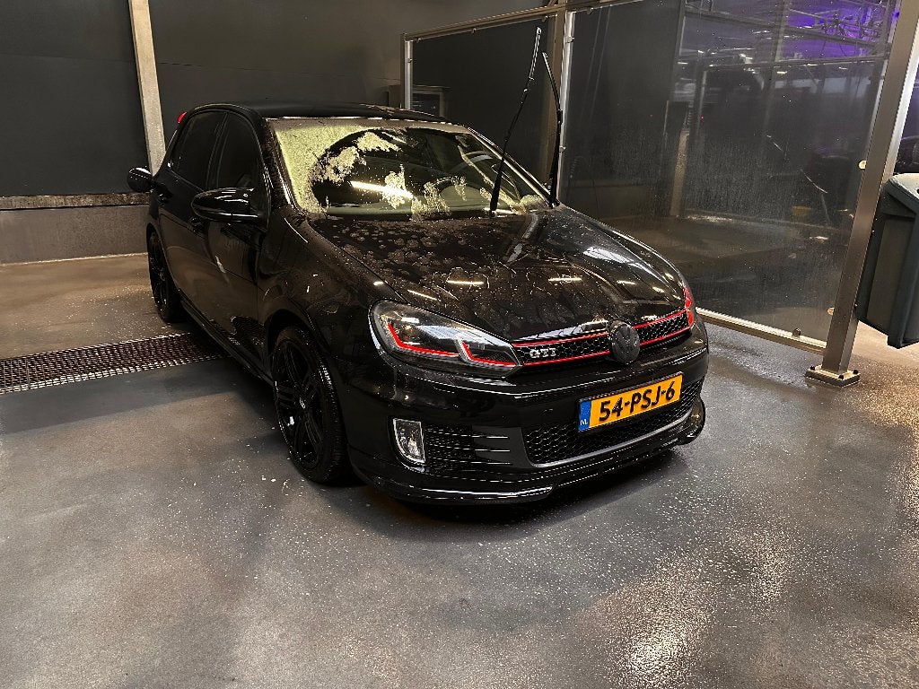 (schadeauto) Volkswagen Golf 1.4 TSI 90KW 5D 2011 Zwart, 4 cilinders, Origineel Nederlands, Handgeschakeld, 1390 cc